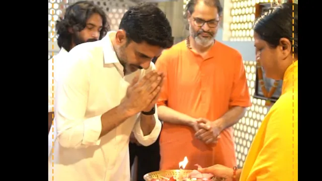 కేరళలో నారా లోకేశ్.. అమృతపురిలో ‘అమ్మ’ ఆశీర్వాదం